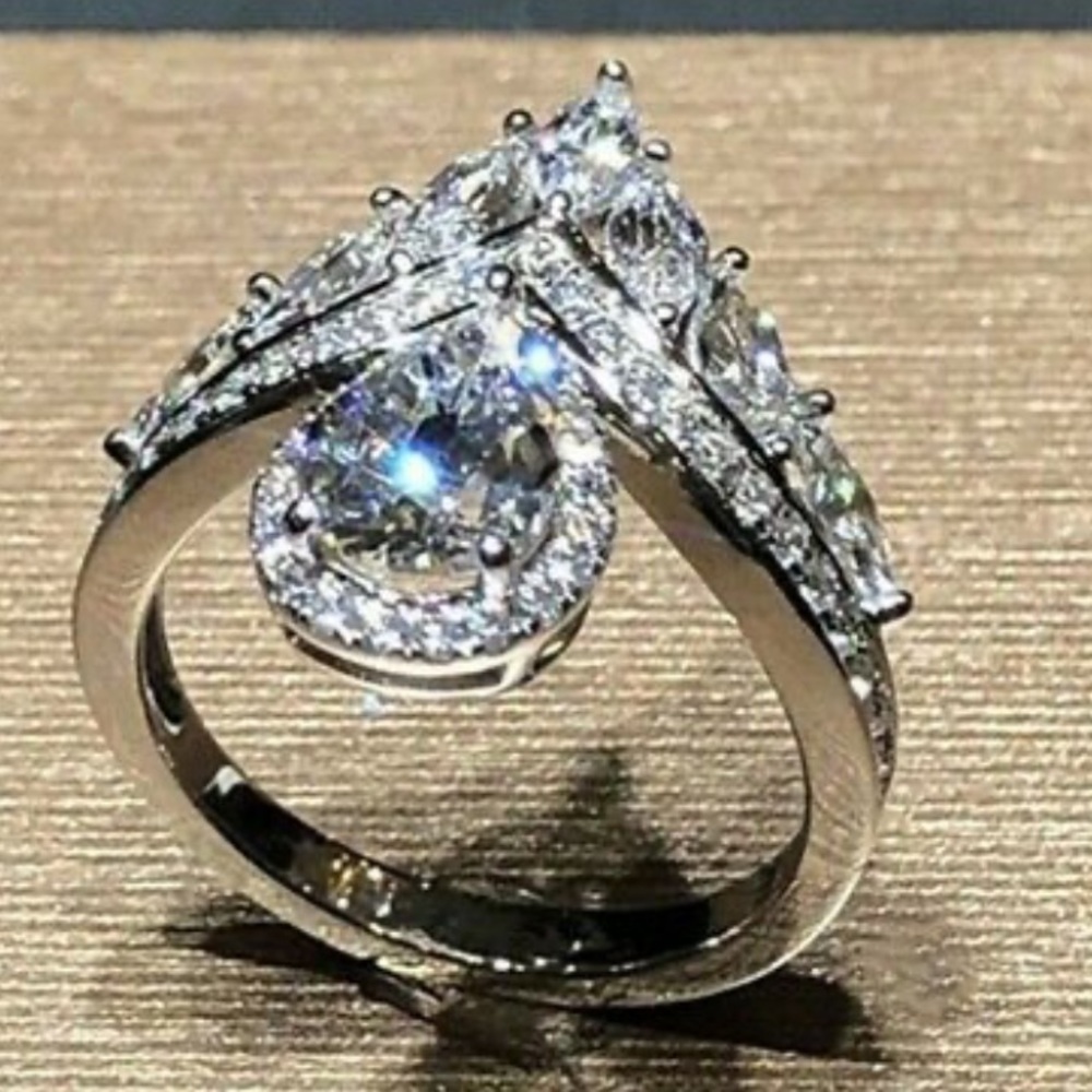 NWT 925 STERLING SILVER luxurious diamond 💍 Ring - Picture 9 of 9